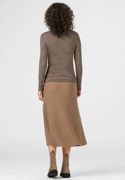 HALLHUBER LONGSLEEVE - T-shirt à manches longues Prix Incroyables t-shirts et tops col officier femme -France Hallhuber Soldes Boutique 03c8823b1aad4f74b89ebbfe94489ecf