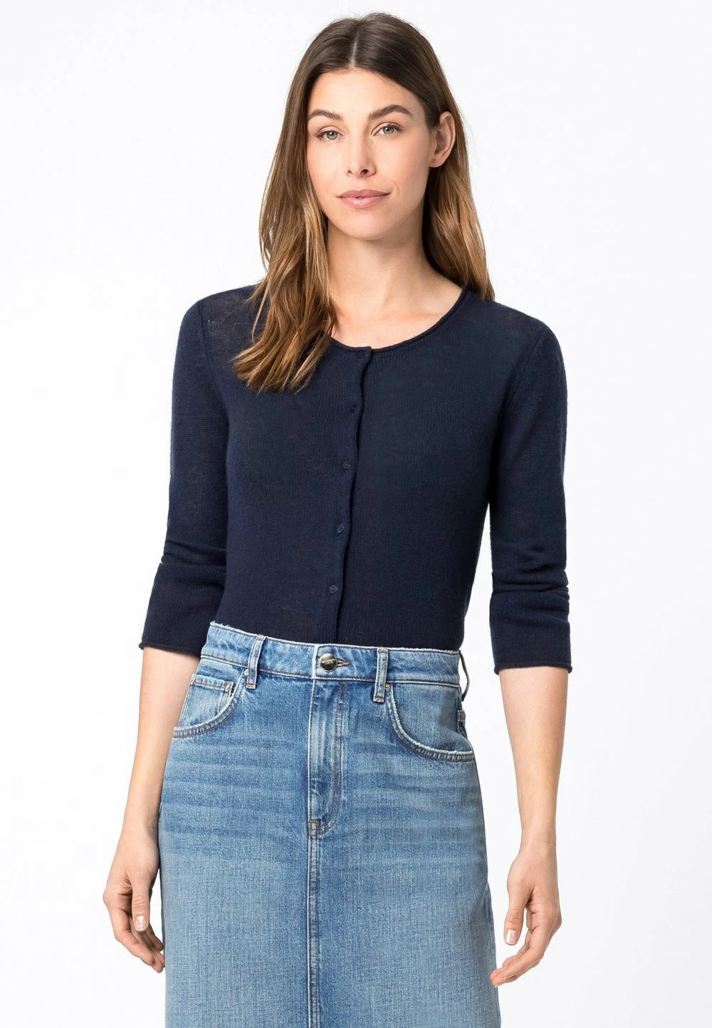 Prix Malin HALLHUBER Gilet pulls et gilets col rond femme 1 Prix Malin HALLHUBER Gilet pulls et gilets col rond femme