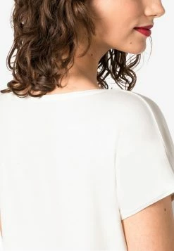 HALLHUBER Produit de première qualité Blouse chemises & blouses col rond femme 8 HALLHUBER Produit de première qualité Blouse chemises & blouses col rond femme -France Hallhuber Soldes Boutique 0ff35064963a46be9a6e78a2ed94a641