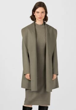 En Remise HALLHUBER Manteau classique manteaux col châle femme
