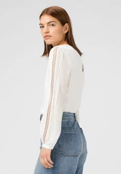 Prix Sympa HALLHUBER MIT SPITZENBÄNDERN - Blouse chemises & blouses col rond femme -France Hallhuber Soldes Boutique 5b44b19b0066436095103fae2fdeb0b6