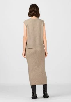 Prix Ourlé HALLHUBER Pullover pulls et gilets col rond femme -France Hallhuber Soldes Boutique 840affa8eabe4388a2576e8b73bf63be