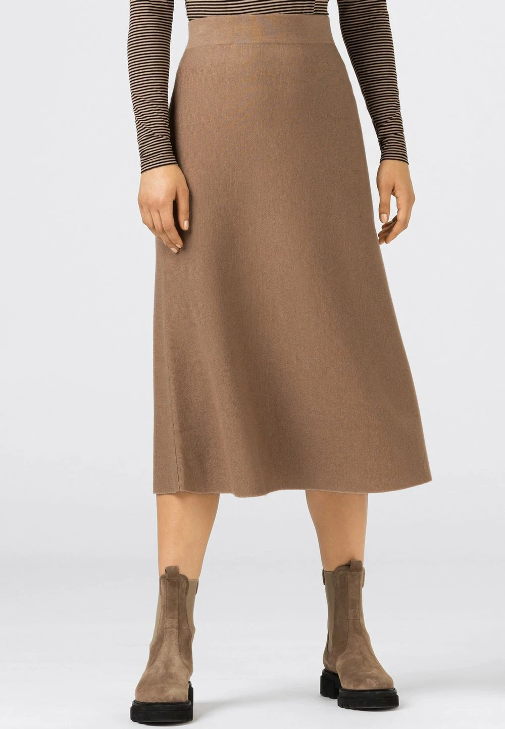 Bonne Qualité HALLHUBER Jupe trapèze jupes couleur unie femme 1 Bonne Qualité HALLHUBER Jupe trapèze jupes couleur unie femme