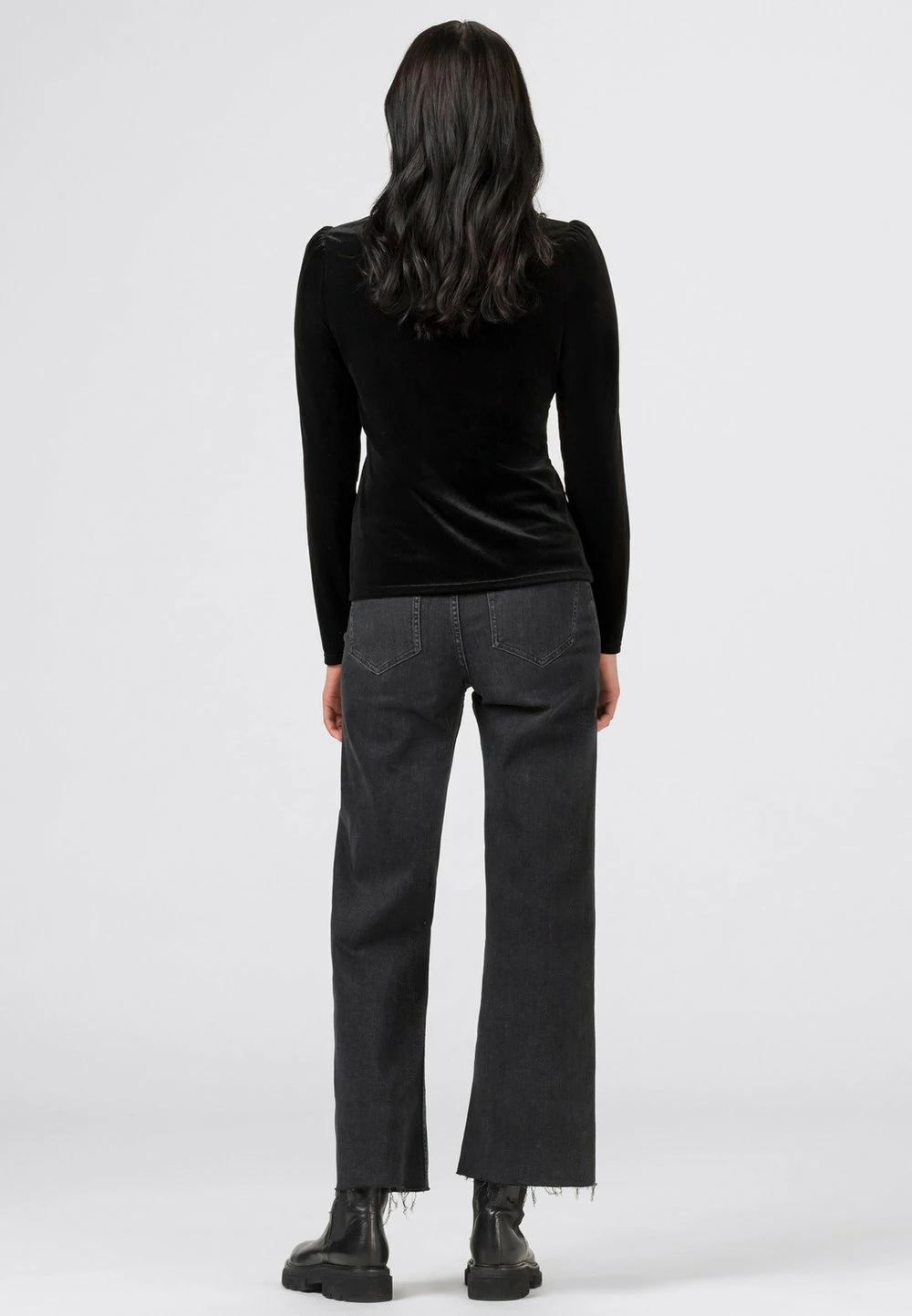 Réduction HALLHUBER T-shirt à manches longues t-shirts et tops encolure large ronde femme 2 Réduction HALLHUBER T-shirt à manches longues t-shirts et tops encolure large ronde femme – Image 2