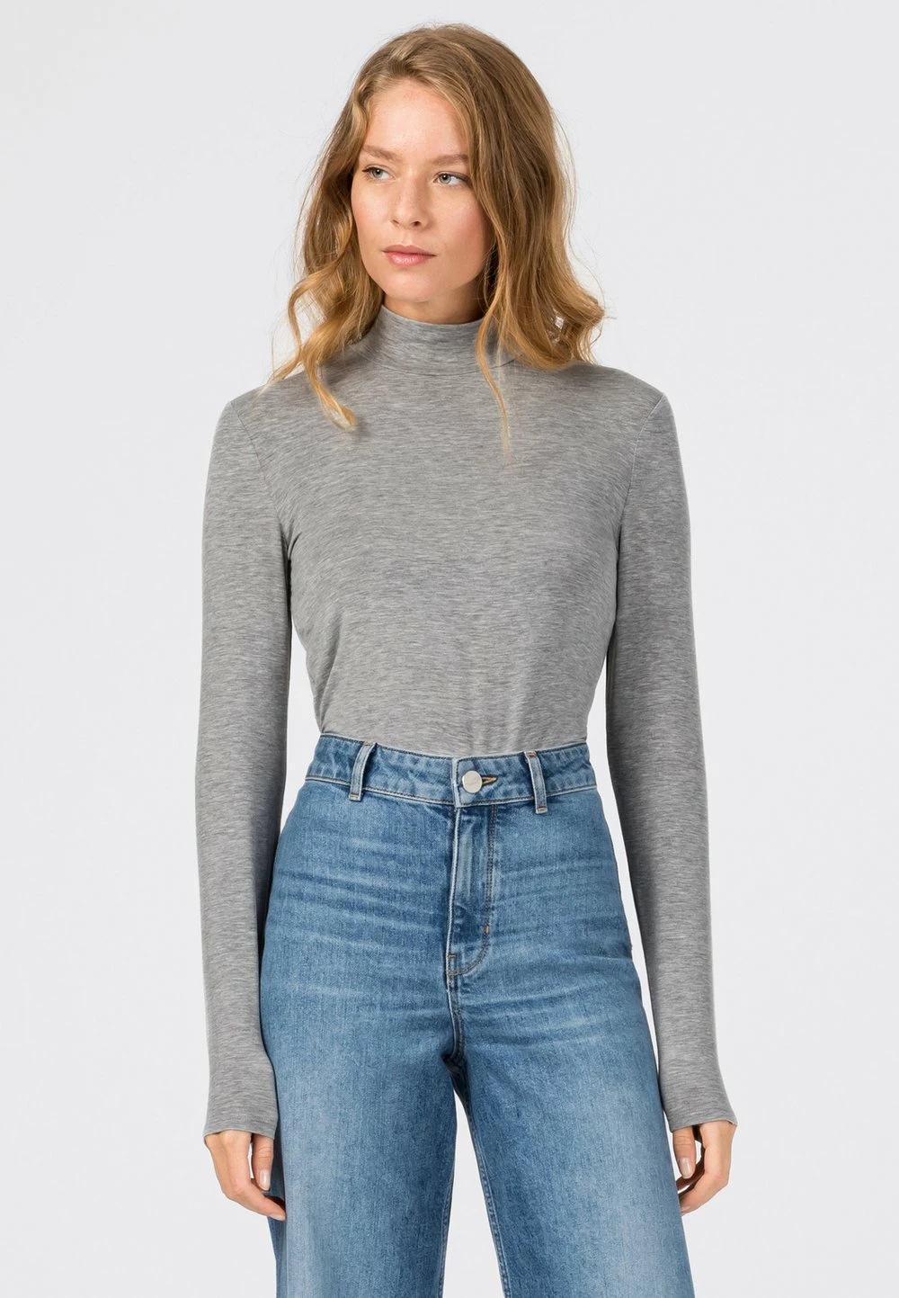 Prix Bradés HALLHUBER MIT KRAGEN - T-shirt à manches longues t-shirts et tops col officier femme 1 Prix Bradés HALLHUBER MIT KRAGEN - T-shirt à manches longues t-shirts et tops col officier femme