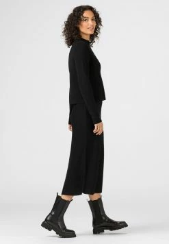 HALLHUBER Soldes En Ligne Pullover pulls & gilets col officier femme -France Hallhuber Soldes Boutique a3b220de49be496aa10074b146a3a3aa