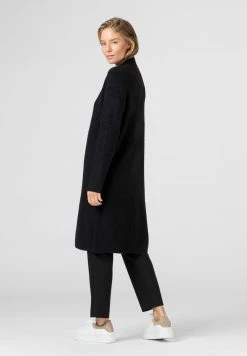 Bonne Qualité HALLHUBER Gilet pulls et gilets col en v femme -France Hallhuber Soldes Boutique b7c22293d2974c678a1d391bb7585e99