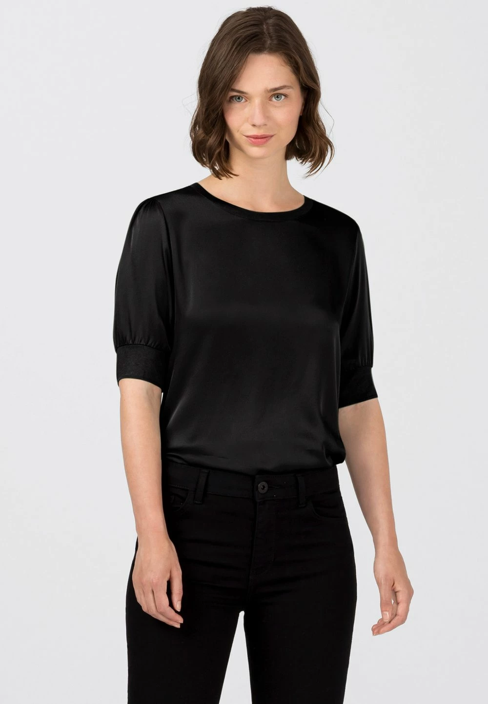 HALLHUBER Prix Aimable Blouse chemises et blouses col rond femme 1 HALLHUBER Prix Aimable Blouse chemises et blouses col rond femme