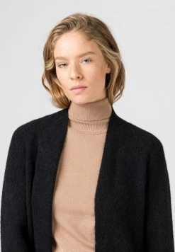 Bonne Qualité HALLHUBER Gilet pulls et gilets col en v femme -France Hallhuber Soldes Boutique c8748937cde541dda7f2dd19183f3689