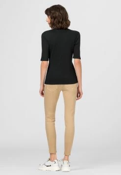 Première Qualité HALLHUBER T-shirt basique t-shirts et tops col officier femme 20 Première Qualité HALLHUBER T-shirt basique t-shirts et tops col officier femme -France Hallhuber Soldes Boutique e65bb428be684029affc5bd6d46d5ab4