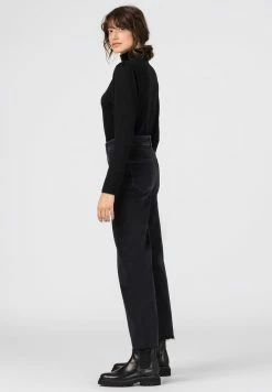 Qualité Fiable HALLHUBER MIT PUFF - T-shirt à manches longues t-shirts et tops col officier femme -France Hallhuber Soldes Boutique f94ea07426f64ef7806b1aa80bb47754